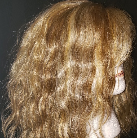 Vivica Fox Synthetic Wig NWOT - Picture 5 of 8